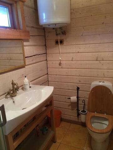 Фото номера Дом с 2 спальнями Дома для отпуска Baublys Lake Lodge г. Viktarinas 20